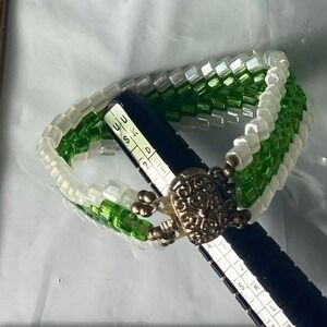 Handmade Beaded Bracelet‎ Green White Turtle Charm Adjustable